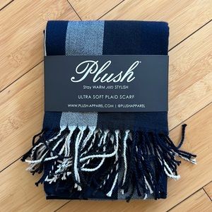 Brand new plaid scarf